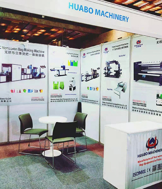 a exposição do Quênia da fábrica de máquinas para fazer sacolas não tecidas