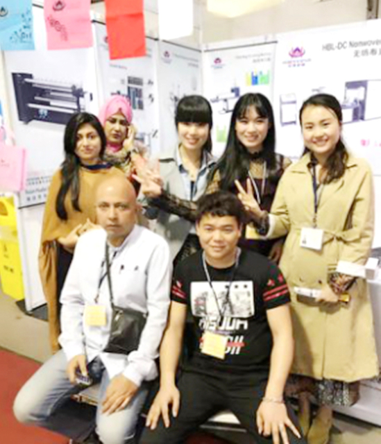 a exposição de Bangladesh da empresa de máquinas de corte não tecido